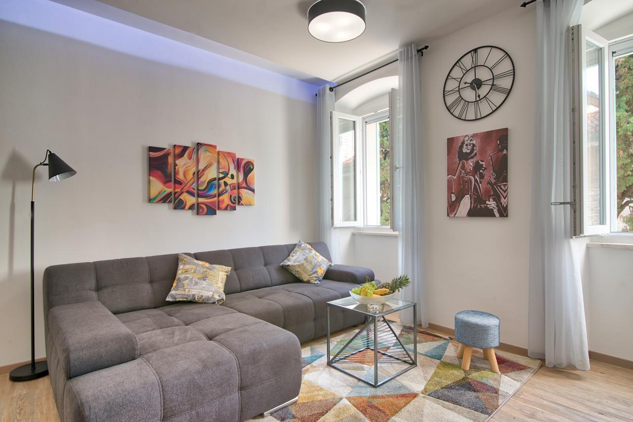 PUY Candler'S Old Town Apartments מראה חיצוני תמונה