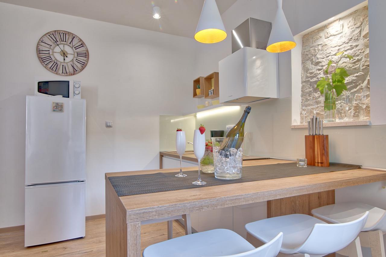 PUY Candler'S Old Town Apartments מראה חיצוני תמונה